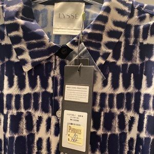 Lysse’ navy and white figures. Brand new with tags!  Tunic to long for me 5’2.